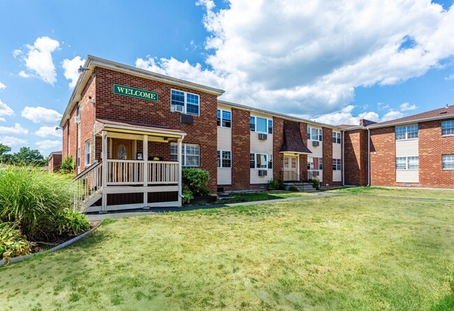 Building Photo - Stevens Manor Apartments