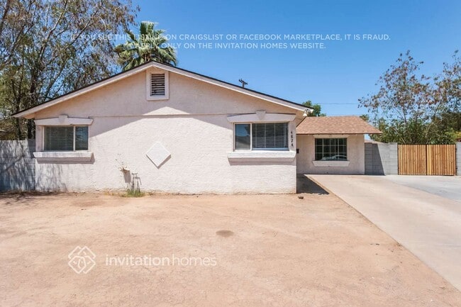 Building Photo - 4824 W Catalina Dr