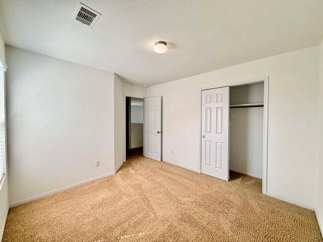 Building Photo - 2803 S Red Birch Cir