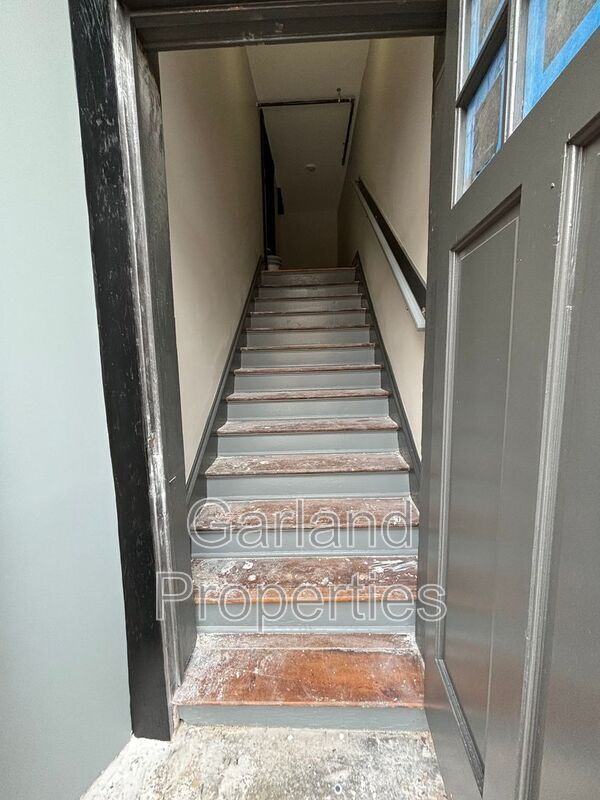 Building Photo - 73 W Main St