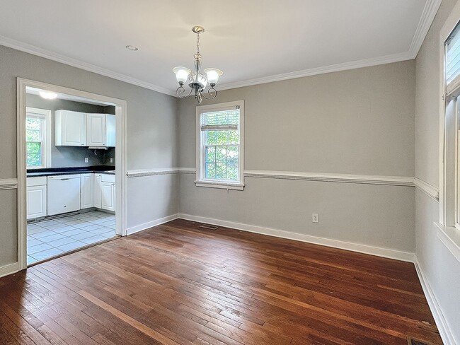 Building Photo - Charming 3-Bedroom Brick Colonial in Edgewood