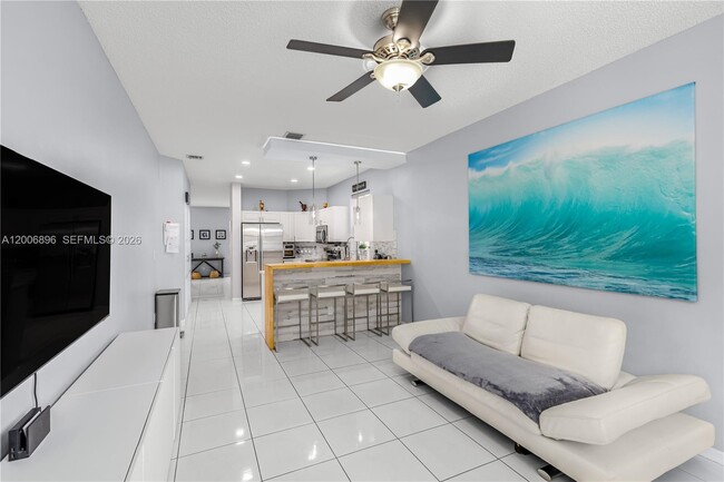 Building Photo - 14972 SW 50th Ct