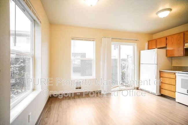 Building Photo - 2619 SE 125th Ave