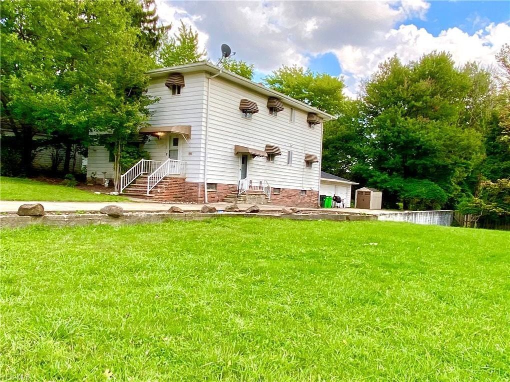 Building Photo - 12118 Center Ave