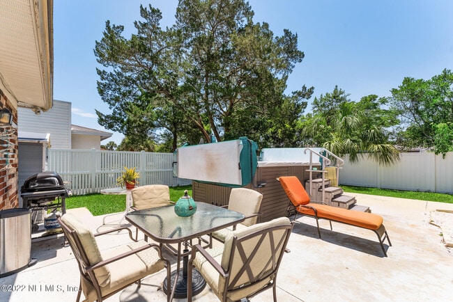 Building Photo - 121 Bluefish Ave