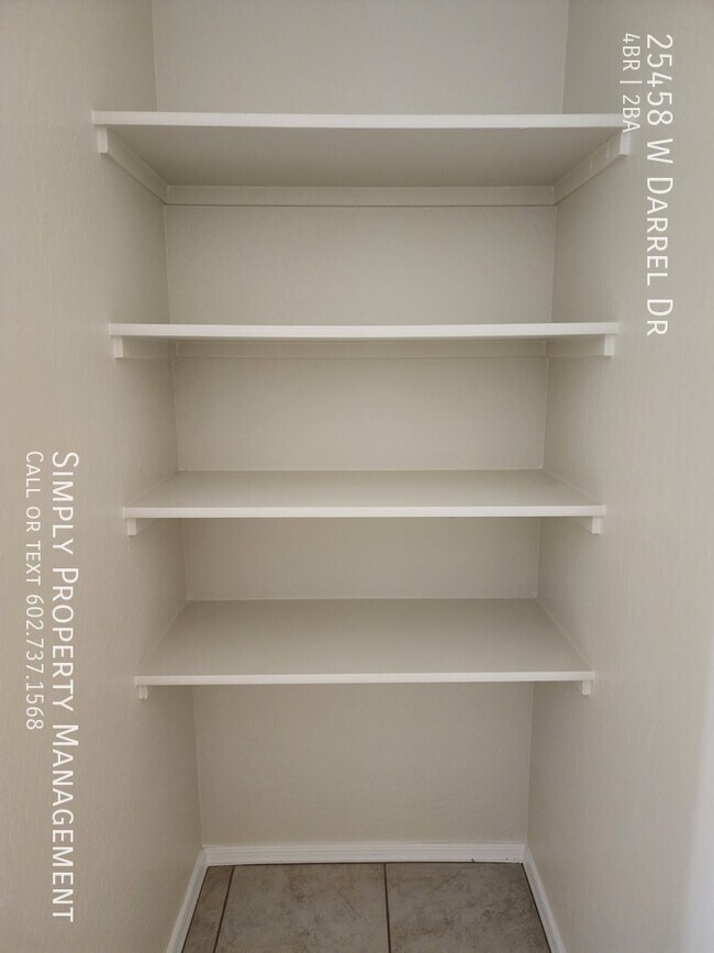Building Photo - 25458 W Darrel Dr