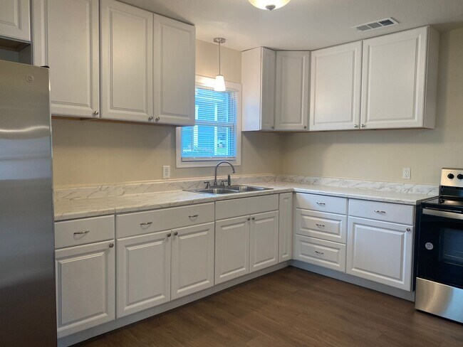 Building Photo - REFRESHED 2 BEDROOM, 1 BATH BELTON ISD