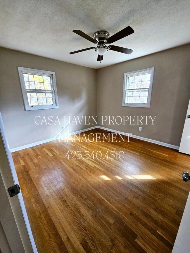 Building Photo - Coming Soon! 4 Bed | 1.5 Bath Home in Prim...