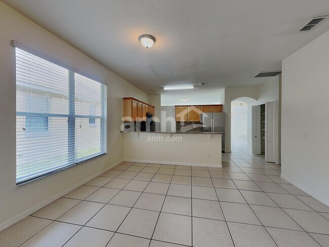 Building Photo - 1130 Cherry Valley Way