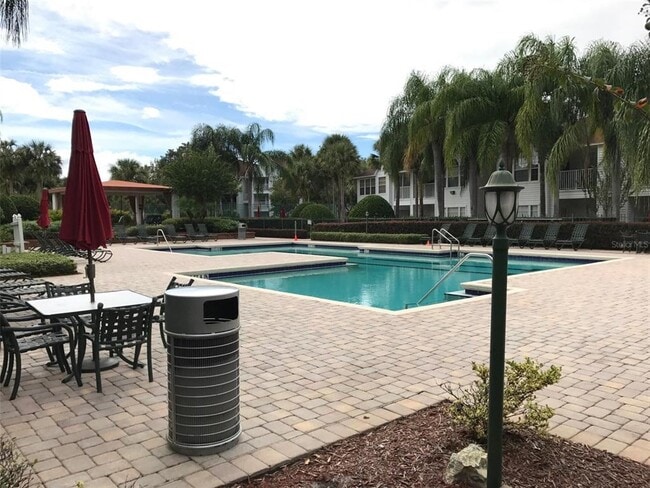 Building Photo - 11562 Westwood Blvd