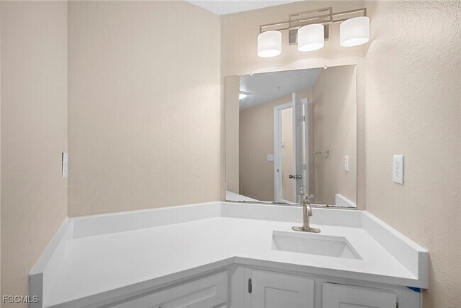 Building Photo - 23660 Walden Center Dr