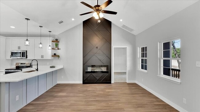 Building Photo - 248 Brushy Crk Trl