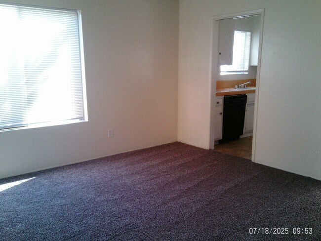 Building Photo - 1818 Hasti Acres Dr