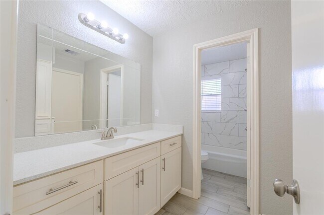 Building Photo - 19314 Enchanted Oaks Dr