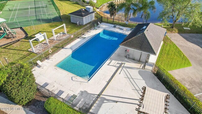 Building Photo - 12036 Arbor Lake Dr