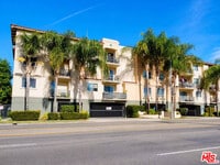 Building Photo - 13941 Sherman Way