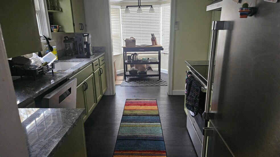 Building Photo - 2125 Church St SE