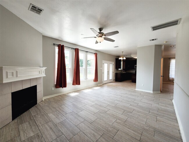 Building Photo - 7206 Bethany Bay Dr