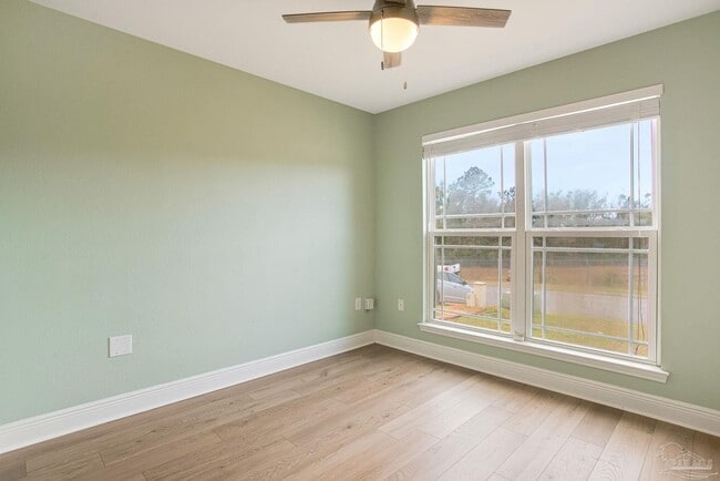 Building Photo - 970 John Deere Ln