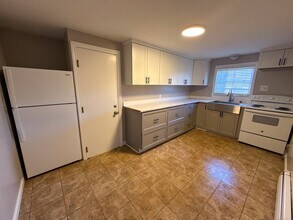 Building Photo - 223 CT-169