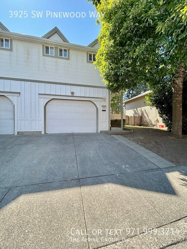 Primary Photo - 3925 SW Pinewood Way