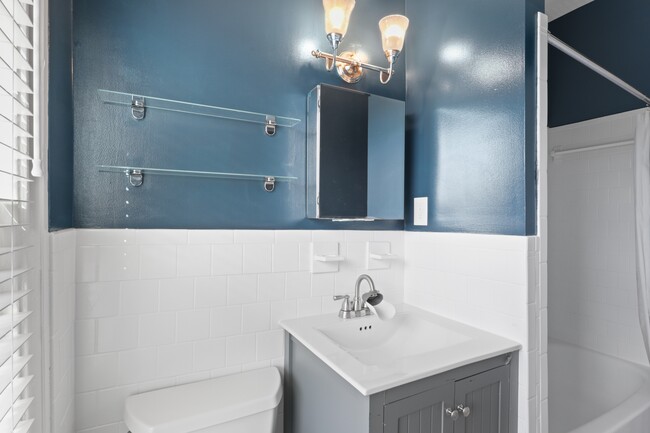 Building Photo - 4115 5th St NW