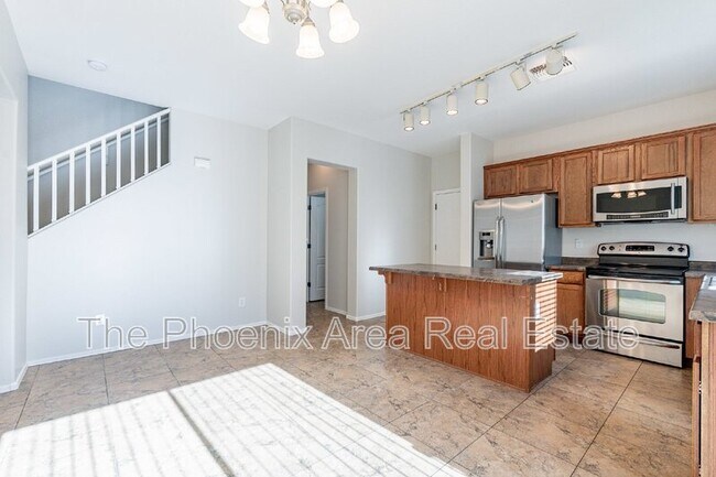 Building Photo - 2189 S Sanders Dr