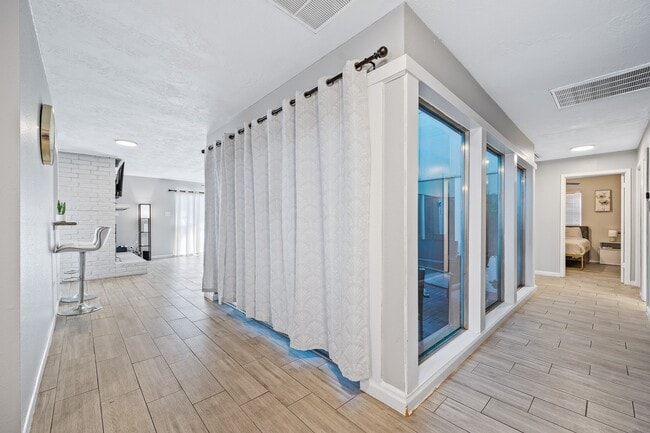 Building Photo - 9907 Towne Tower Ln