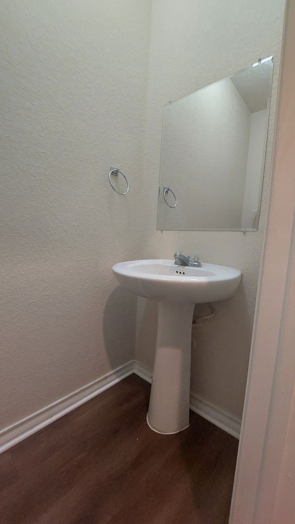 Building Photo - Wurzbach Heights Townhome for Rent ~ 3 Bedroom corner Unit with Private Yard and Garage