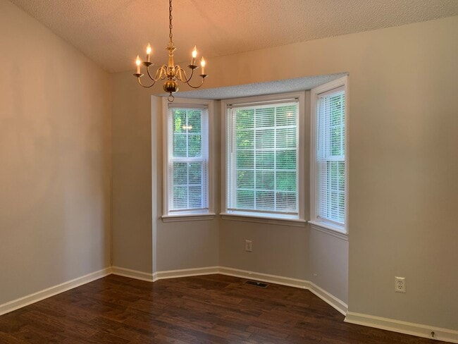 Building Photo - Clayton Ranch, 3 Bedrooms, Large Yard, App...