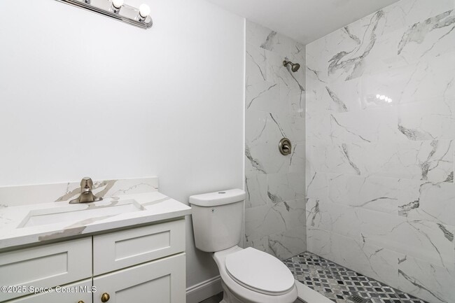 Building Photo - 828 Angela Ave