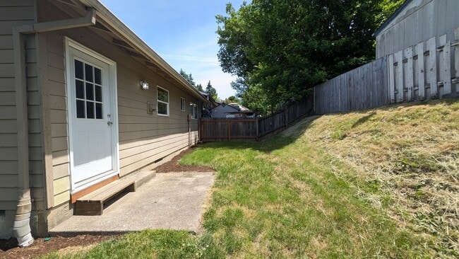 Building Photo - Great duplex unit in Sherwood!