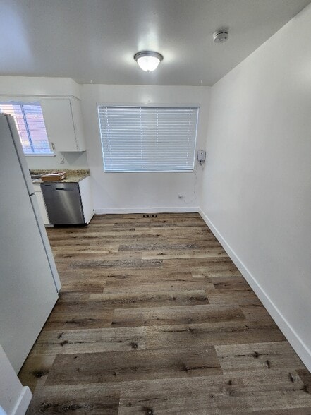 Building Photo - 5390 S 2000 W