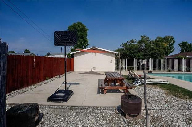 Building Photo - 5125 McClintock Ave