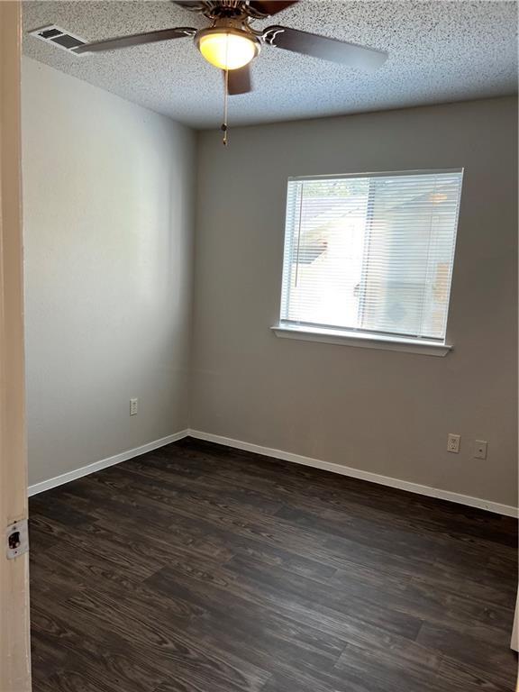 Building Photo - 7318 Lunar Dr