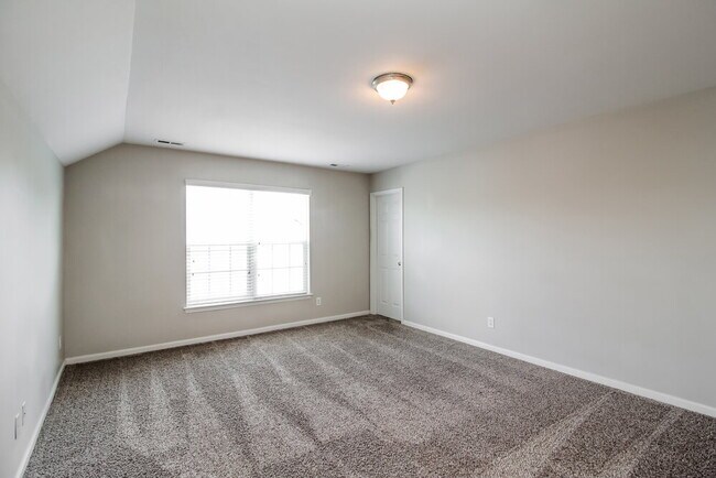 Building Photo - 4013 Lawrence Daniel Dr