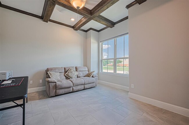 Building Photo - 16818 Calcots Dr