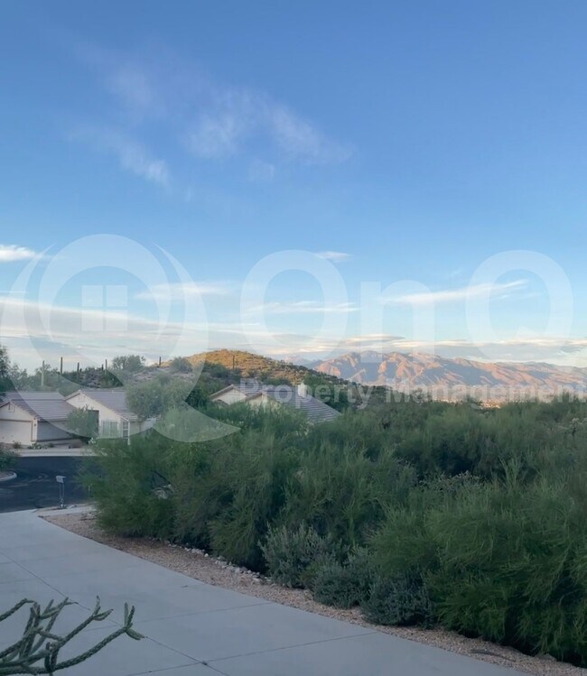 Building Photo - 824 S Saguaro Ridge Pl