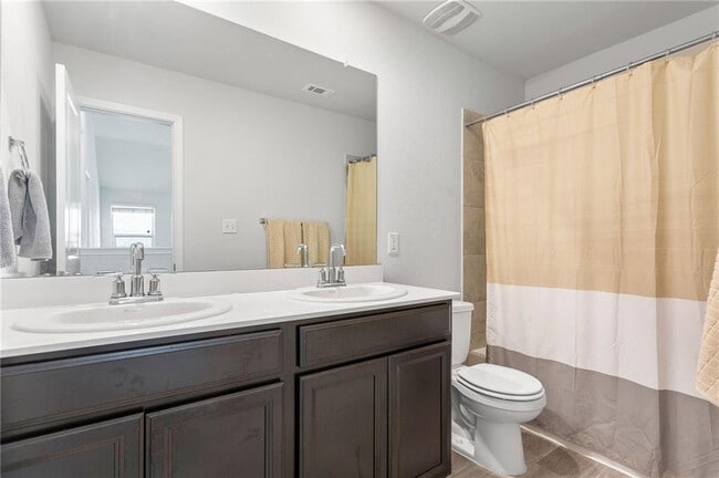 Building Photo - 5808 Livorno Cove
