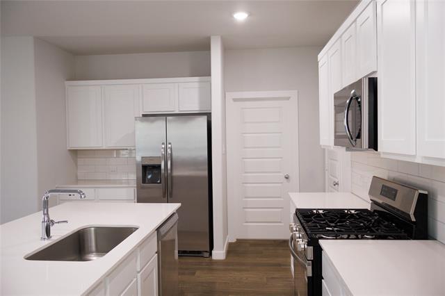 Building Photo - 3916 Nasworthy Dr