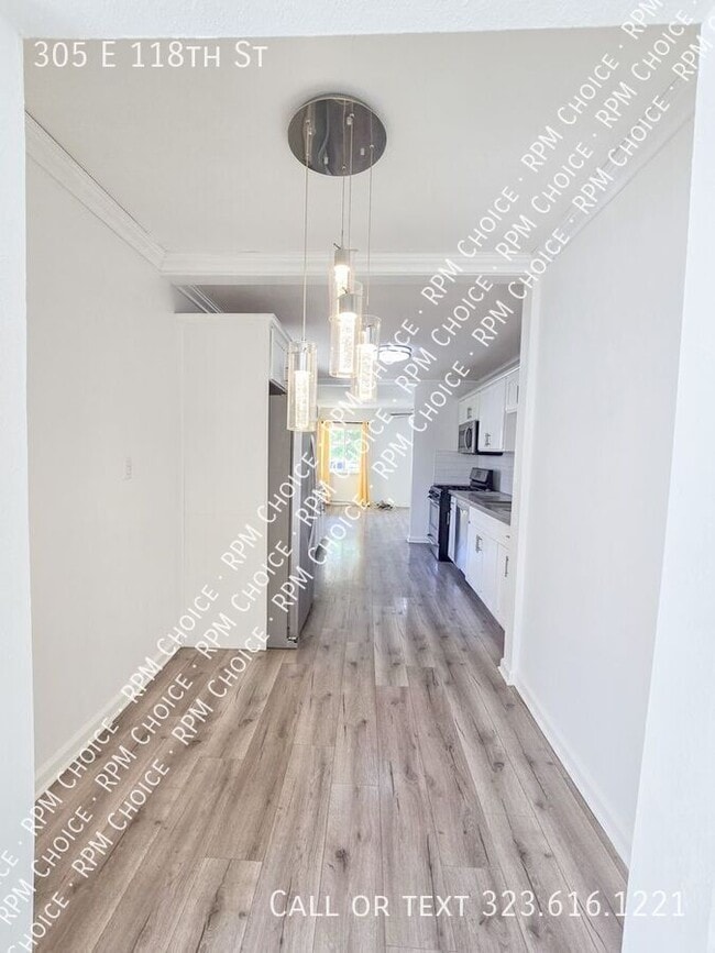 Building Photo - 305 E 118th St