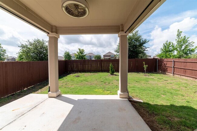 Building Photo - 321 Tordesillas Dr