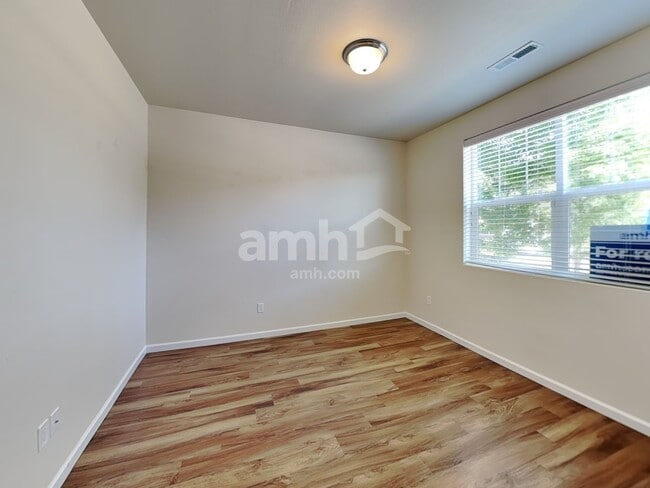 Building Photo - 16512 NE 91st St