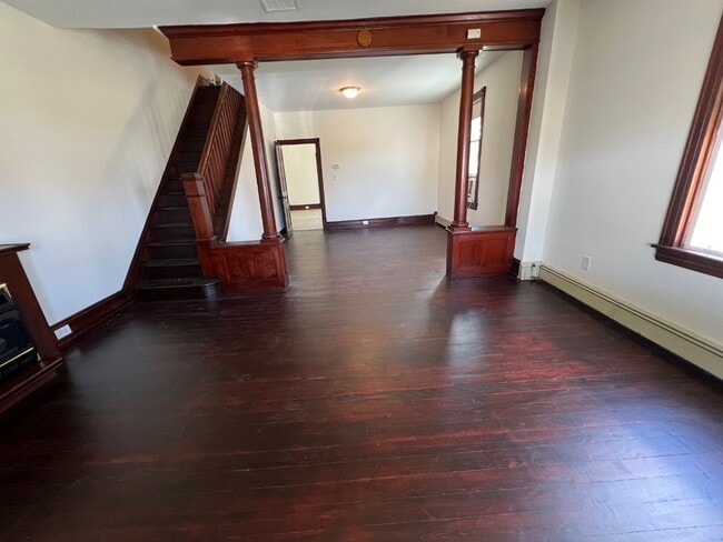 Building Photo - 822 Tuckerton Ave
