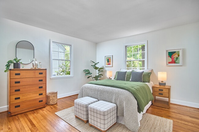 Building Photo - 2020 Pershing St