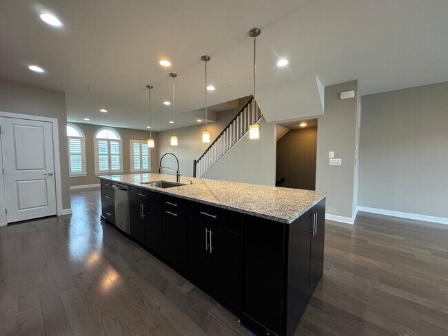 Building Photo - Stunning 4 Level 4 Bed 3/2 Bath Home With Balcony And Deck In Westmoore At Moorefield