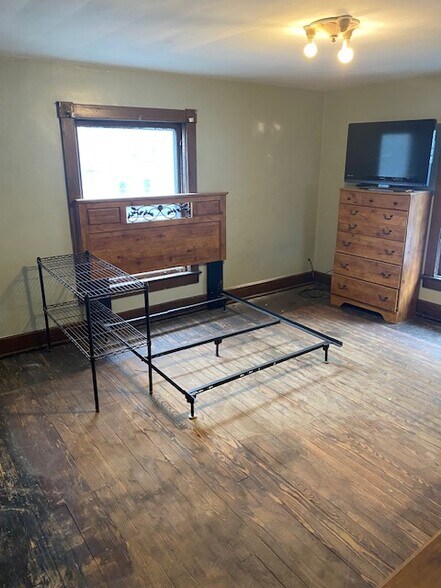 Building Photo - 752 Highland Ave