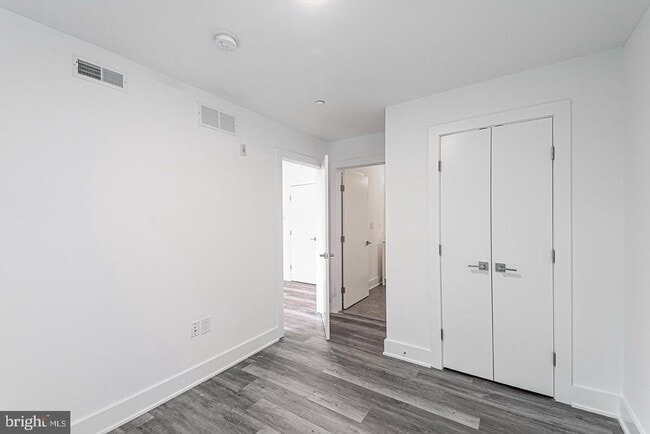 Building Photo - 1524 South St