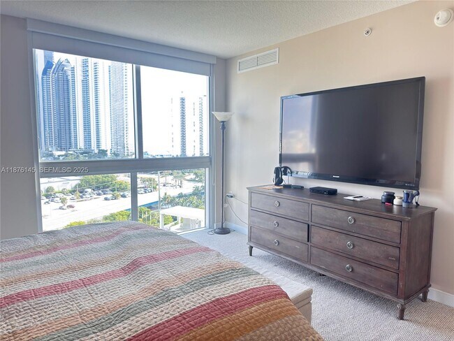 Building Photo - 200 Sunny Isles Blvd