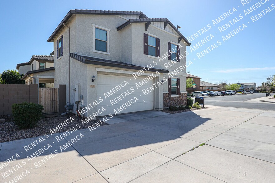 Building Photo - 36 E Constitution Dr